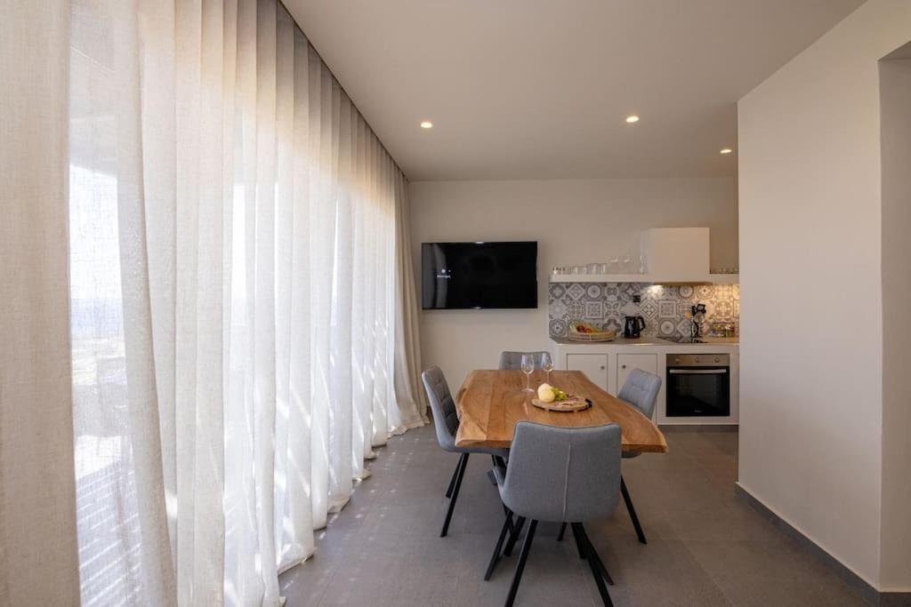 Pearl Suites And Villa Tinos Exterior foto