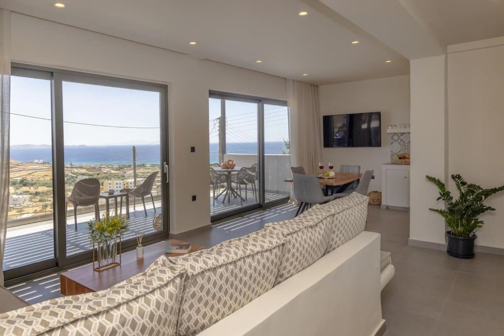 Pearl Suites And Villa Tinos Exterior foto