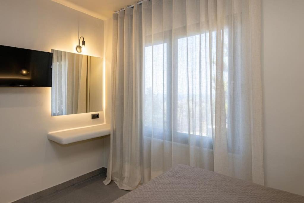 Pearl Suites And Villa Tinos Exterior foto