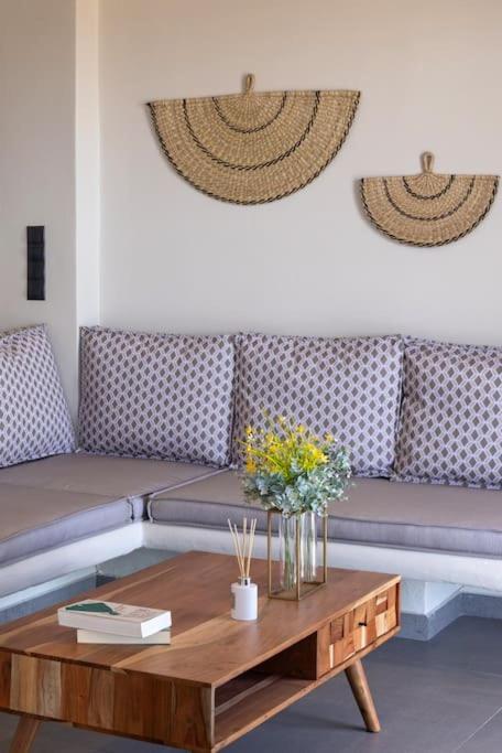 Pearl Suites And Villa Tinos Exterior foto