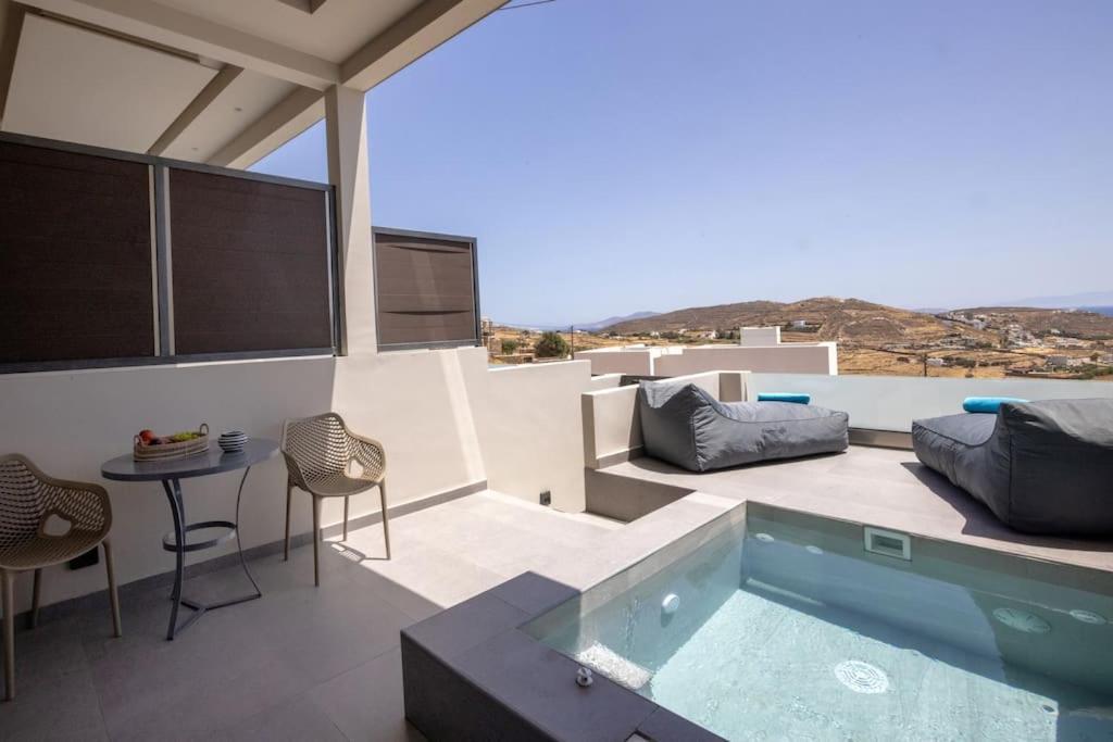 Pearl Suites And Villa Tinos Exterior foto