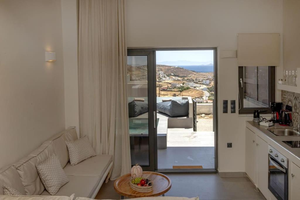 Pearl Suites And Villa Tinos Exterior foto